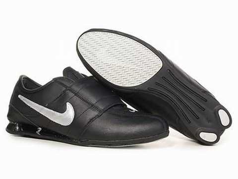 nike baskets cuir shox rivalry homme